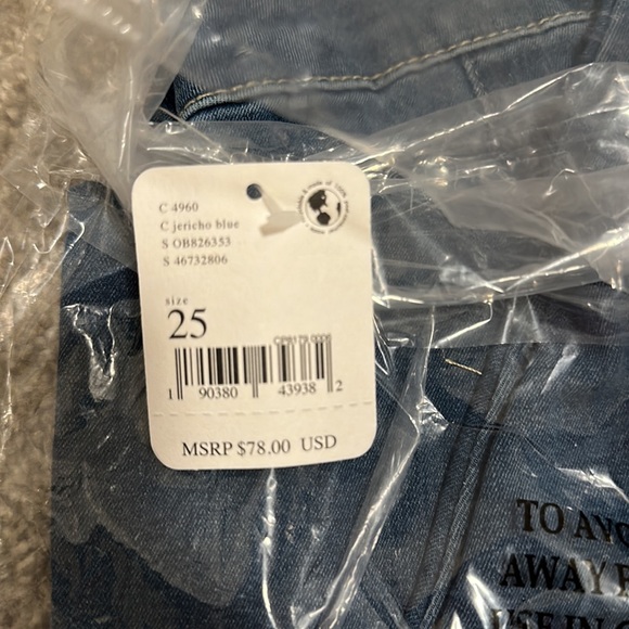 NWT Free People Just Float On Flares - Picture 7 of 10